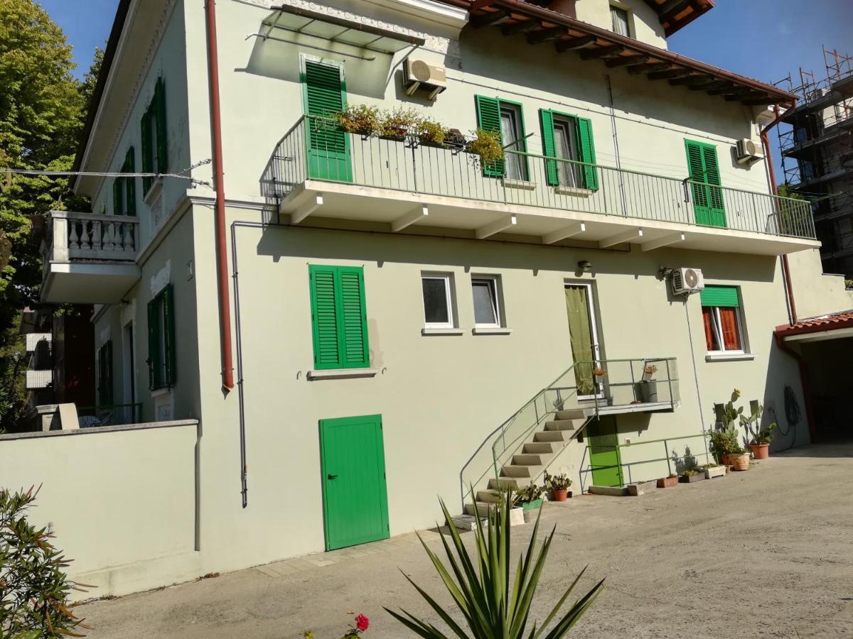 Gorizia Vacanze Appartamento In Villa Con Parcheggio Kültér fotó